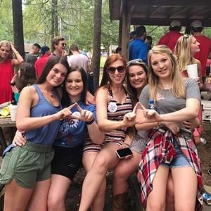 Meet your Posher, Alex